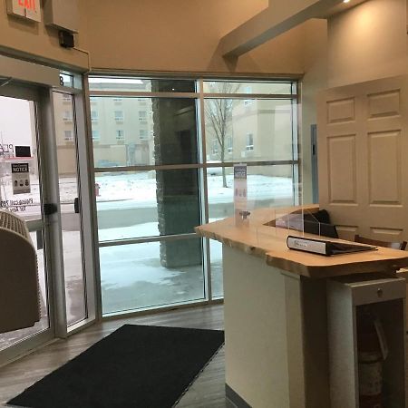 Platinum Residences Fort Mcmurray Exteriör bild