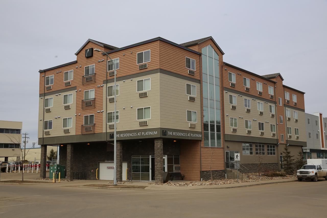 Platinum Residences Fort Mcmurray Exteriör bild