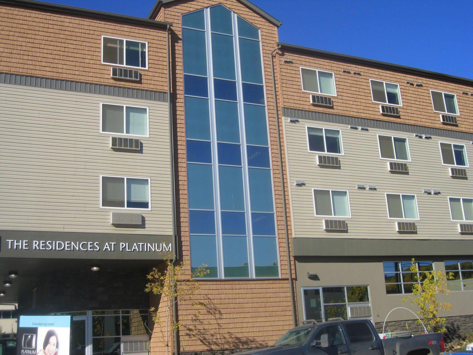 Platinum Residences Fort Mcmurray Exteriör bild