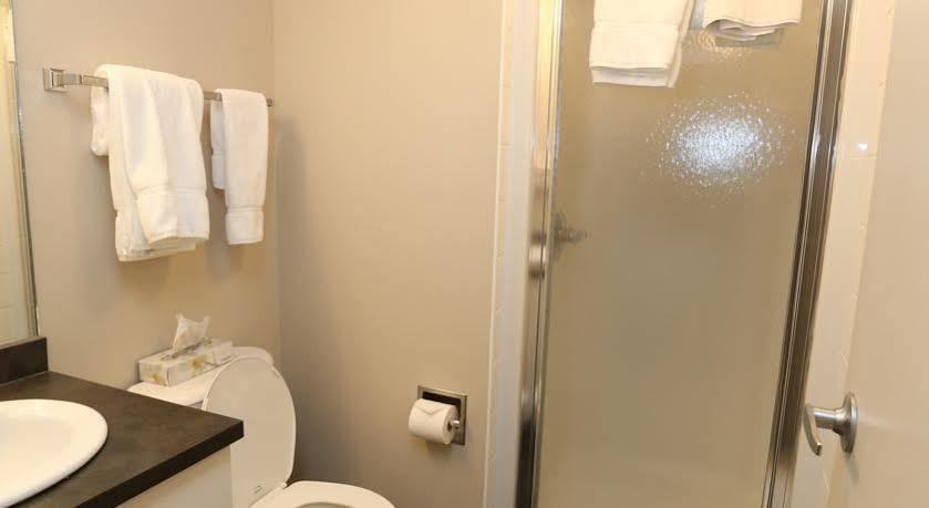 Platinum Residences Fort Mcmurray Exteriör bild